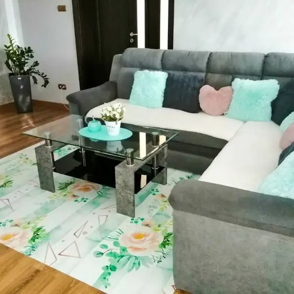 Módne vinylový koberec abstraktné tvary