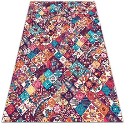 terasový koberec farebné mozaiky