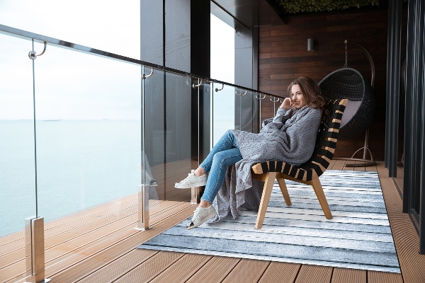 Moderné Koberec na balkóne strieborné dosky