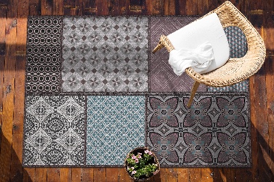 Záhradný koberec krásny vzor kombinácia vzorcov