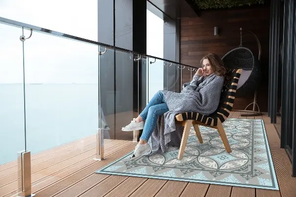 Záhradný koberec krásny vzor geometrické kolesá