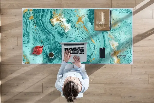 Ochranná podložka na stôl Marble tyrkysová