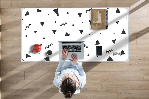 Ochranná podložka na stôl geometrické tvary