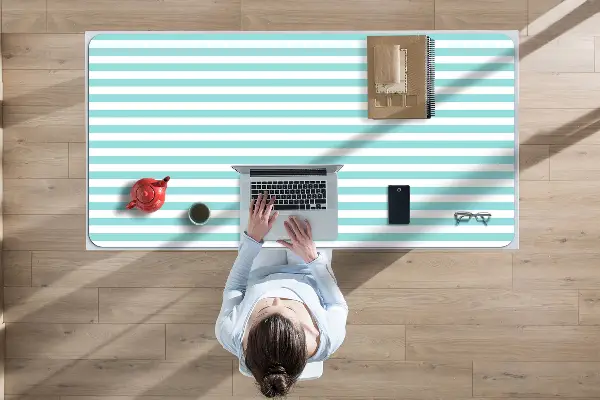 Ochranná podložka na stôl minimalistické línie