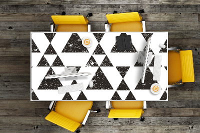 Ochranná podložka na stôl Čierne a biele trojuholníky