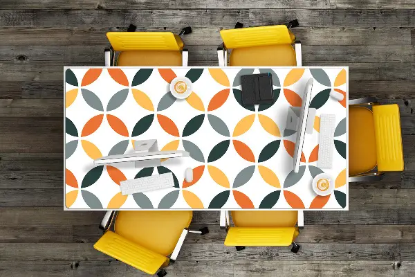 Ochranná podložka na stôl geometrické kolesá