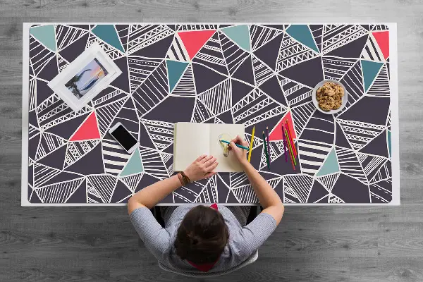 Veľká podložka na stôl pre deti vzor Doodle