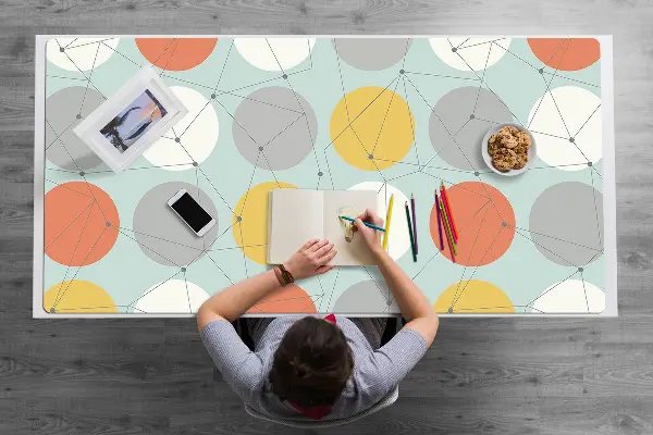 Ochranná podložka na stôl geometrický vzor