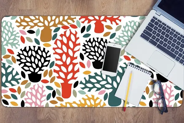 Veľká ochranná podložka na stôl Doodle strom