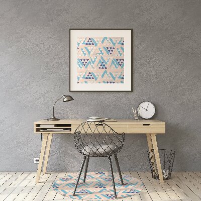 Podložka pod kancelársku stoličku trojuholníky vzor
