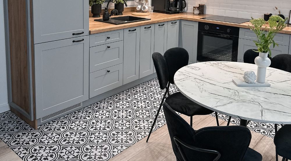 čo na podlahu v kuchyni?